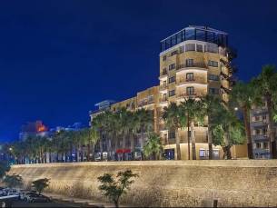 Gate22 Boutique Hotel