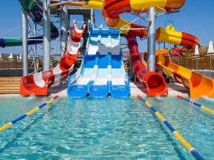 Selini Suites & Waterpark