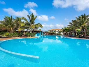 Melia Tortuga Beach Resort & Spa