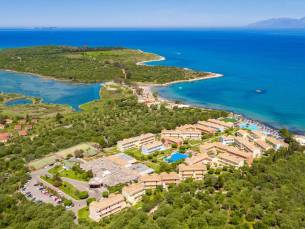 8 daagse vliegvakantie naar Mareblue Beach Resort in agios spiridon, griekenland