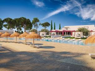 Eques Petit Resort