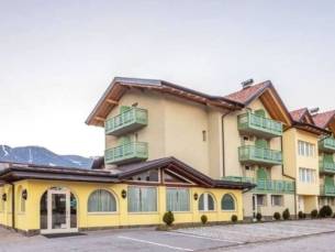 Hotel Monclassico & Hotel Maria