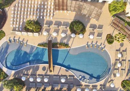 BG Tonga Tower Design Hotel & Suites