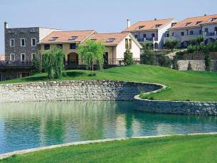 Residence Castellaro Golf Resort