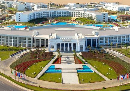 Rixos Radamis Oasis Hotel