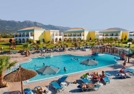 Aparthotel Corali