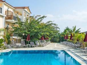 California Beach Hotel