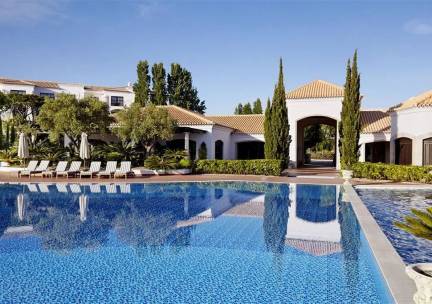 Pine Cliffs Residence, a Luxury Collection Resort