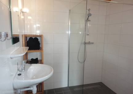 Hooiberg op het boerenerf in Spankeren Veluwe