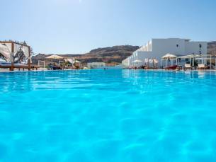 Kamari Beach Hotel