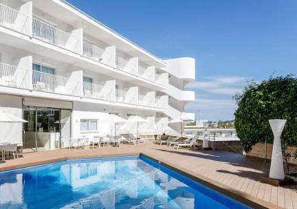 Hotel Tora