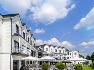 Le Fairway Hotel & Spa