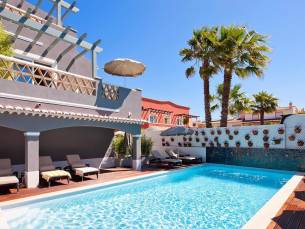8 daagse vliegvakantie naar Costa d Oiro Ambience Village in lagos, portugal