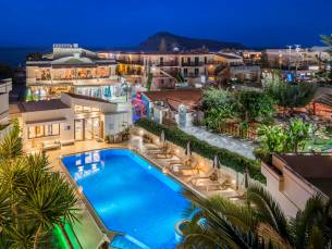 Oscar Suites & Village