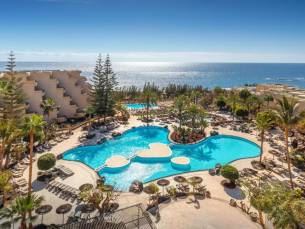 8 daagse vliegvakantie naar Barcelo Lanzarote Royal Level in costa teguise, canarische eilanden