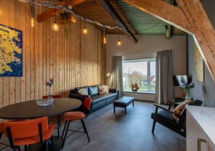 Appartement - Dorpsplein 6Koudekerke "Pleinzicht 6b"