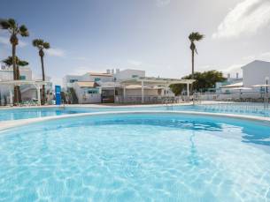 Zon, zee, strand! Ontdek Fuerteventura vanuit een charmant hotel nabij het strand incl. vlucht, transfer, ontbijt en diner