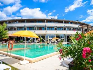 Silverine Lake Resort