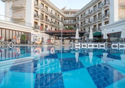 Hotel Pasa Garden Beach