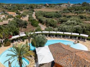 Galanias Hotel & Retreat
