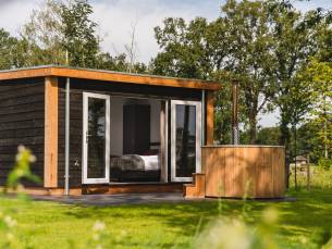 Panorama Wellnesslodge | hottub, sauna en ligbad | 2 pers.