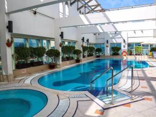 Majlis Grand Mercure Abu Dhabi