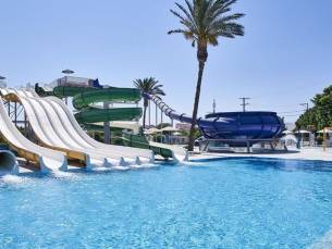 Hotel Blue Bay Resort