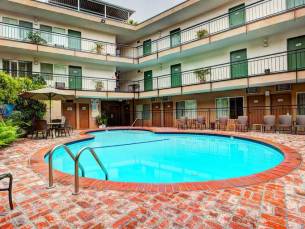 Dunes Inn Wilshire