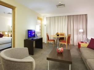 Hotel Novotel London West