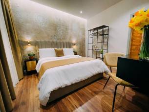 Imperator Hotel