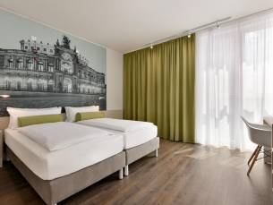 Super 8 Dresden
