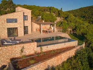 Aroa Eco Living Experience