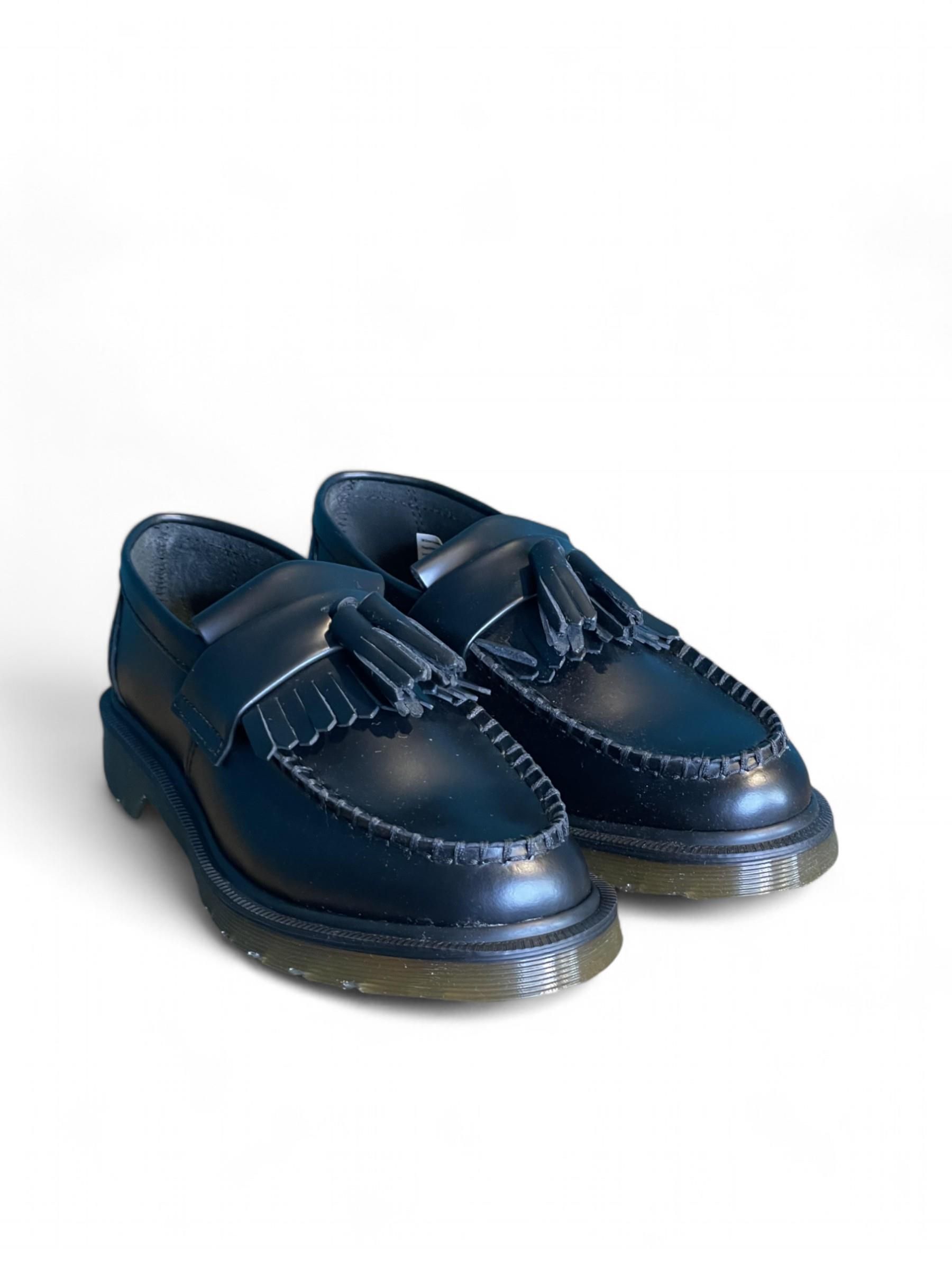 outfit castellese dr martens