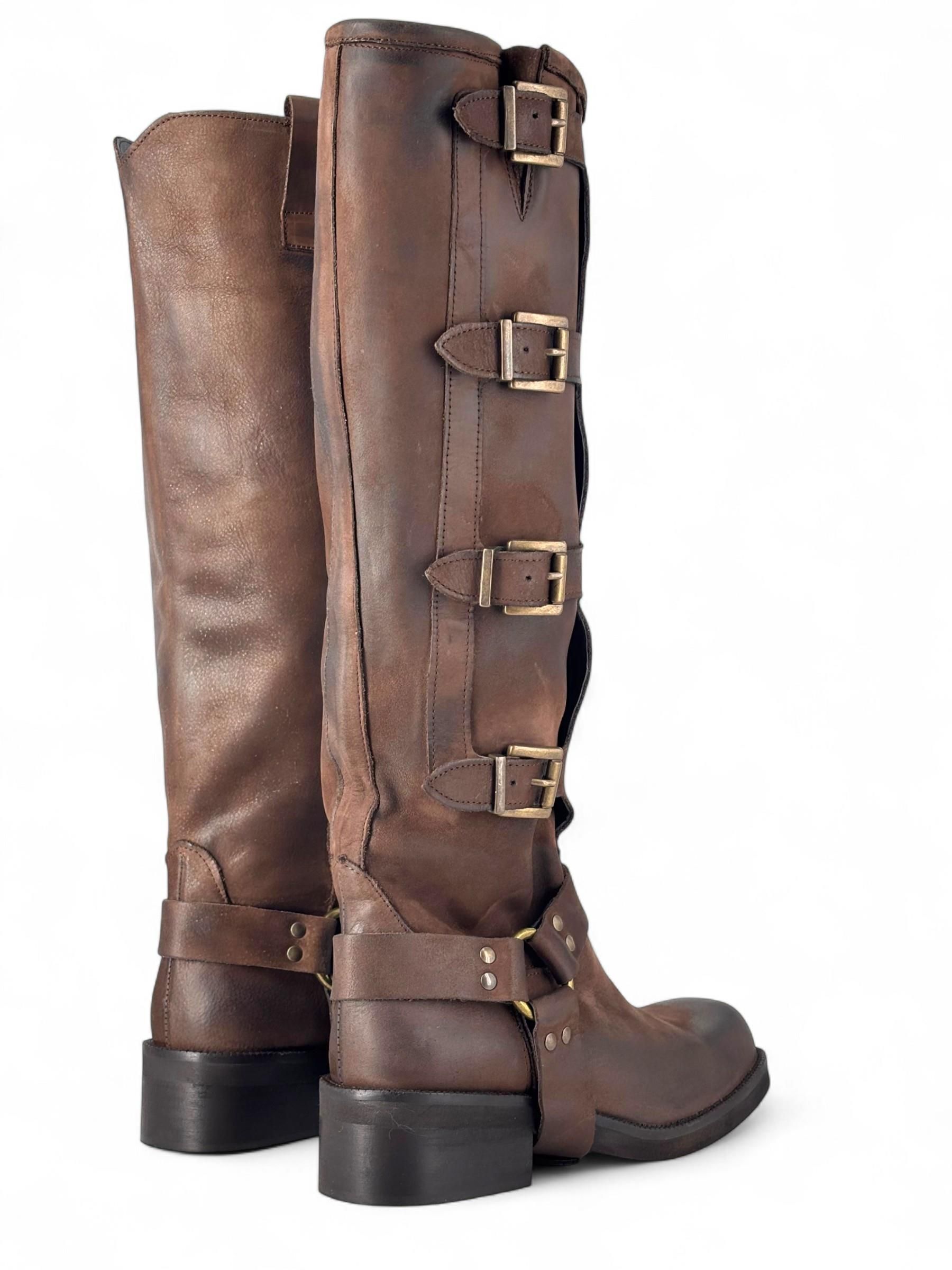 DIVINE FOLLIE - BIKER ALTO MORO CON FIBBIE ART. 4631