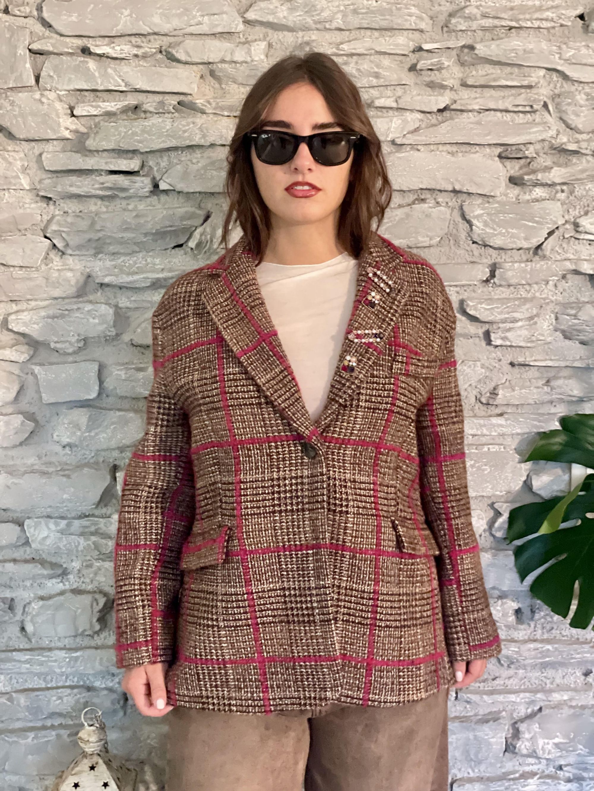 TENSIONE IN - GIACCA OVER A QUADRI CON SPILLETTE ART. 26B1303