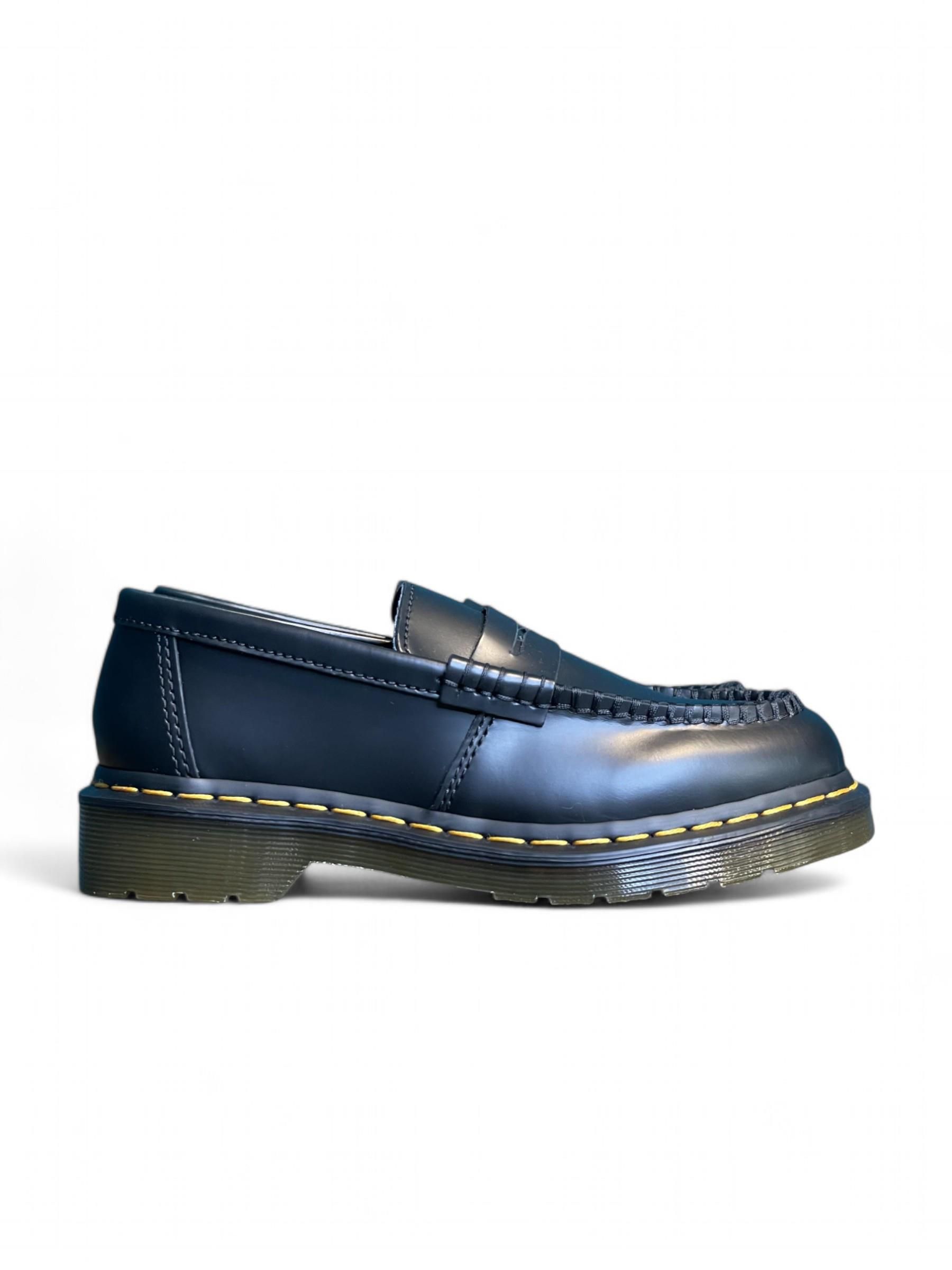 DR MARTENS - MOCASSINI IN PELLE NERA COLLEGE ART. PENTON