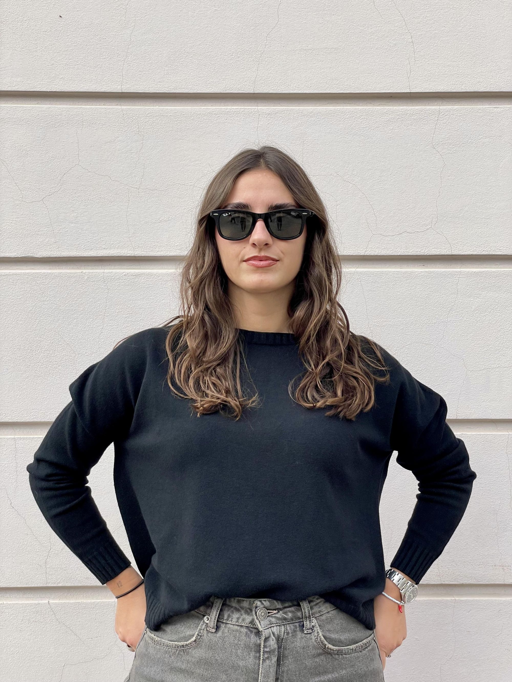 TENSIONE IN - MAGLIA NERO SCOLLO A BARCA ART. IT883AI25