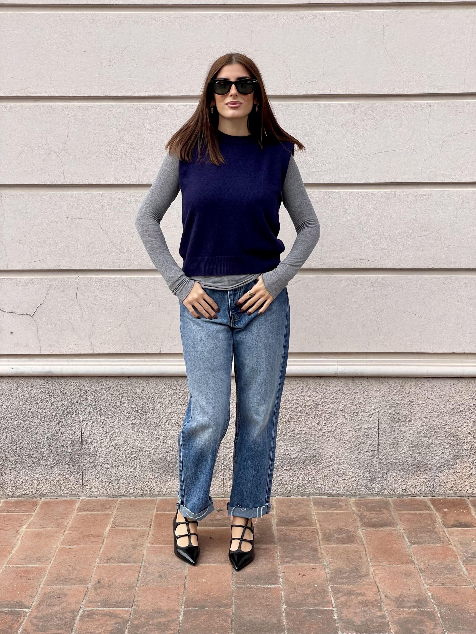 TENSIONE IN - GILET BLU CON SPALLINE IMBOTTITE ART. D80088