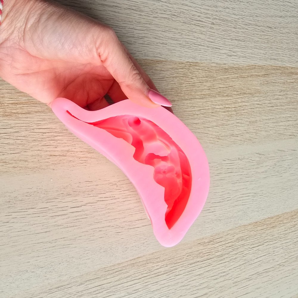 MS - Yaprakta Uyuyan Bebek Silikon Kalıbı