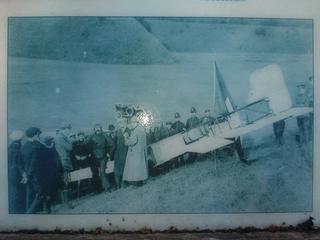 Contemporary photo of Bleriot's landing