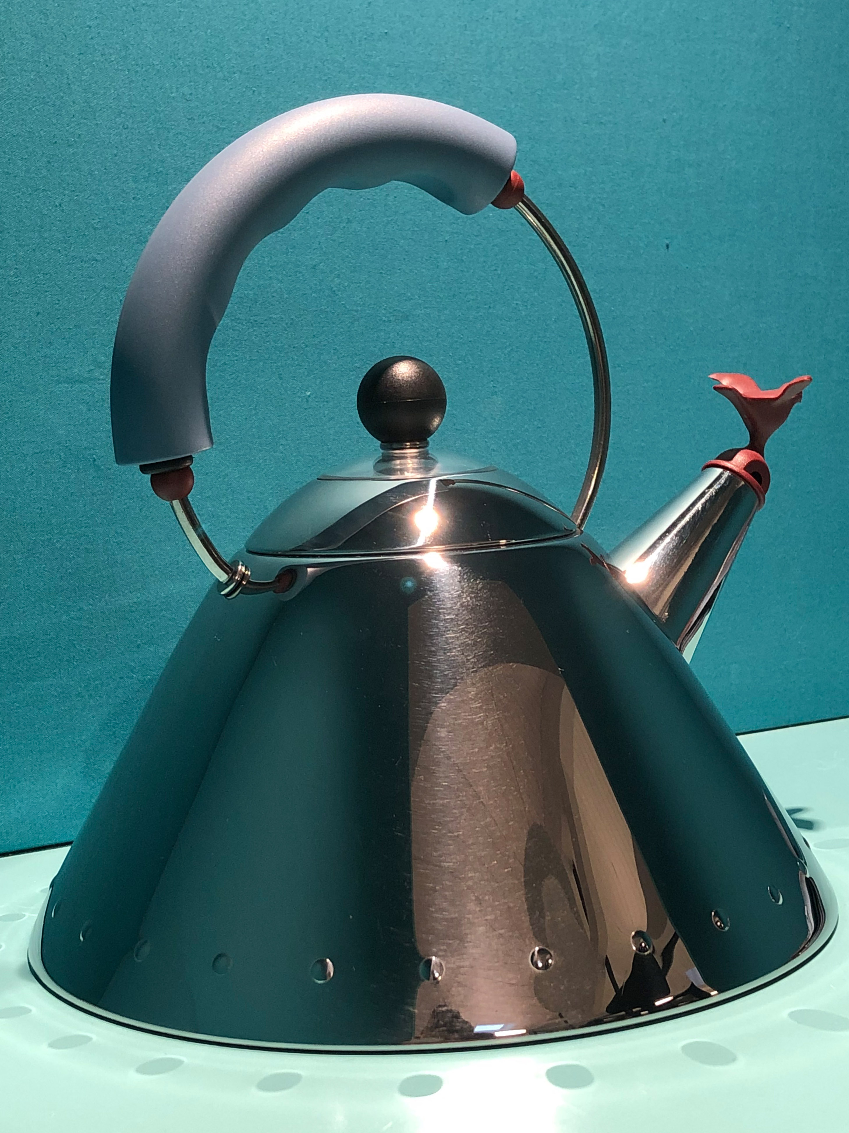 9093 Kettle, Alessi Deesup