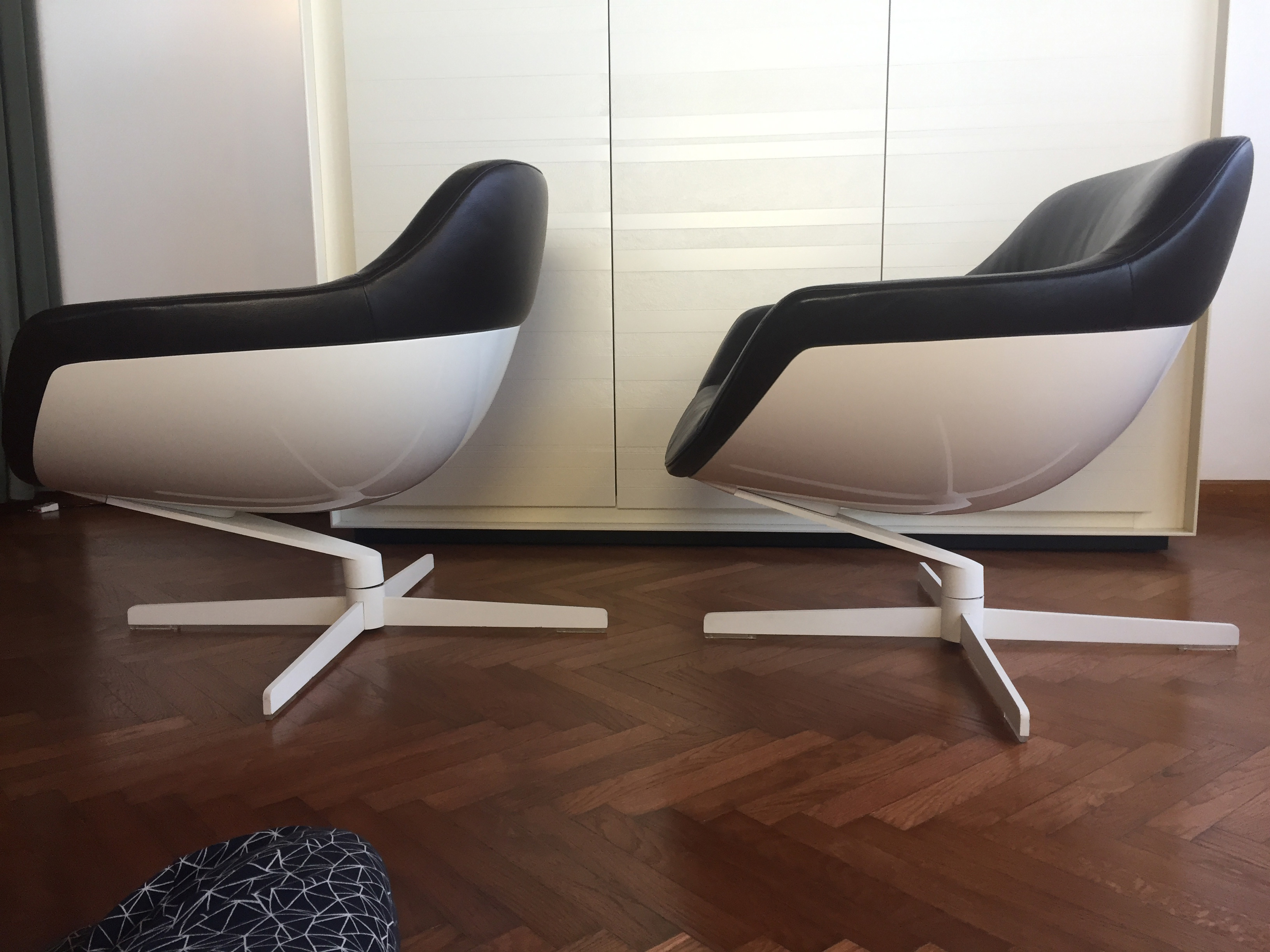 Set 2 277 Auckland Armchair, Cassina Deesup