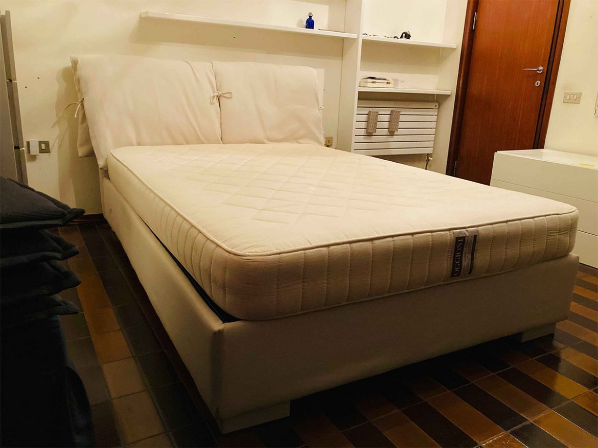 Letto matrimoniale alla francese con contenitore, Oggioni Deesup Letto matrimoniale alla francese con contenitore, Oggioni Deesup