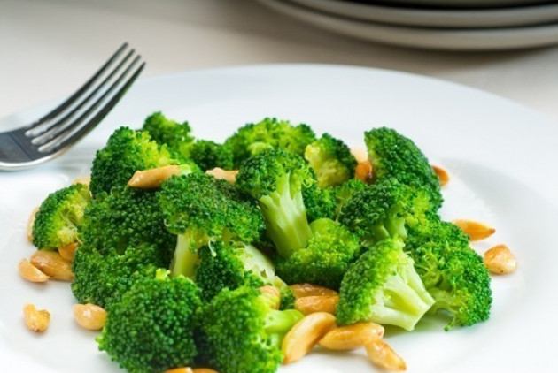 Broccoli saltati alle mandorle - Despar Tribù