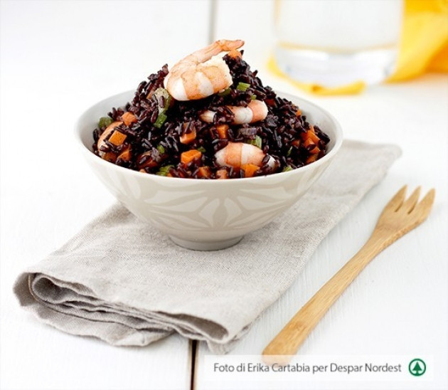Insalata di riso Venere con gamberi e verdure Despar Tribù