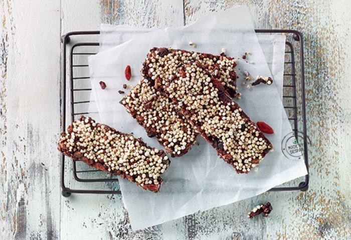 Barrette ai cereali, frutta secca e cioccolato