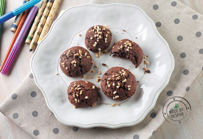 Biscotti al cacao, nocciole e cocco