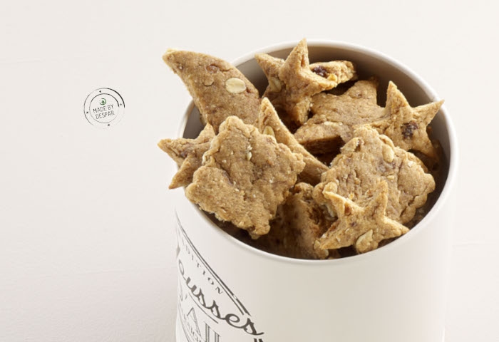 Biscotti speziati alle albicocche secche e mandorle