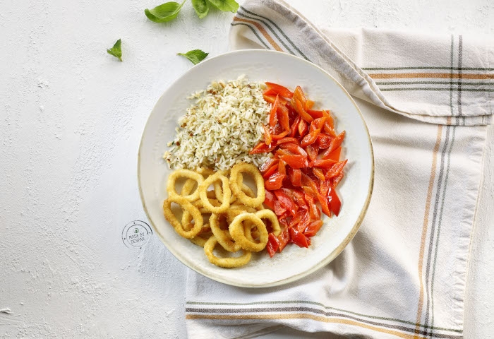 Calamari, peperoni e riso basmati alle mandorle