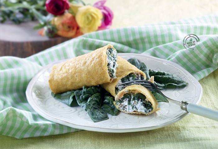 Cannoli di mais con spinaci, caprino e noci